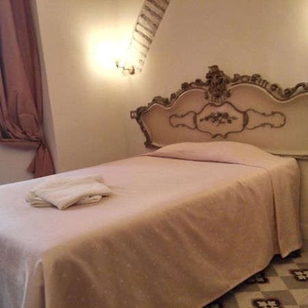 Marta Guest House Roma Rom bilde
